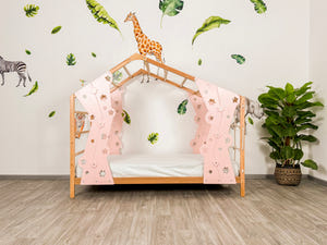 Stars Kinderbett mit Beinen und Lattenrost – Montessori Kletterbett aus Holz