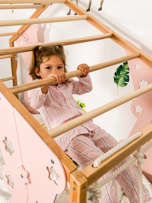 Stars Kinderbett mit Beinen und Lattenrost – Montessori Kletterbett aus Holz