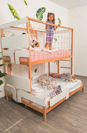 Etagenbett mit Treppe – Einzelbett oben, Doppelbett unten (Ursa Major)
