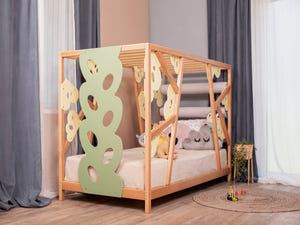 Montessori Kletterbett aus Holz (Lemur)