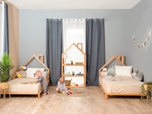 Montessori Hausbett für Kleinkinder mit Füßen (Modell 3)