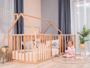 Montessori Holz-Hausbett mit Rausfallschutz, Lattenrost und Dach (Modell 21)