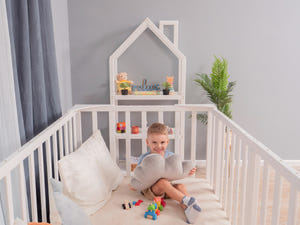 Kleinkind-Bodenbett mit Lattenrost und Schutzgittern (Modell 6.3/20)