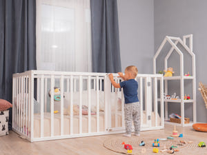 Kleinkind-Bodenbett mit Lattenrost und Schutzgittern (Modell 6.3/20)