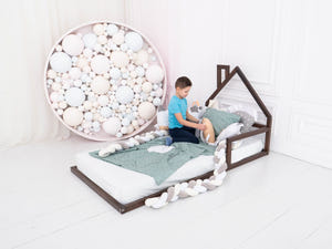 Montessori-Bodenbett mit Lattenrost (Modell 3)
