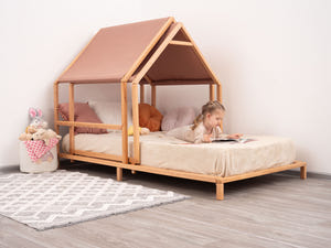 Montessori-Hausbett mit ausziehbarem Dach
