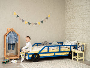 Rennwagenbett für Kinder (Modell 13)
