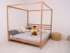 Jugendbett aus Holz mit Beinen und Lattenrost Twin, Full und Queen Size Bettrahmen (Modell 8)