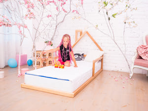 Montessori Floor Toddler House Bed with Headboard (Model 3)