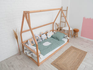Hausbett mit Lattenrost ohne vorderen Rausfallschutz | 7 Farben | 13 Größen (Modell 1)
