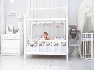 Montessori-Hausbett mit Füßen (Modell 2)