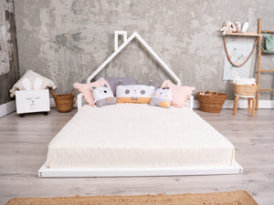 Montessori-Bodenbett mit Lattenrost (Modell 3)