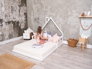 Montessori-Bodenbett mit Lattenrost (Modell 3)