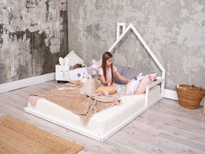 Montessori-Bodenbett mit Lattenrost (Modell 3)